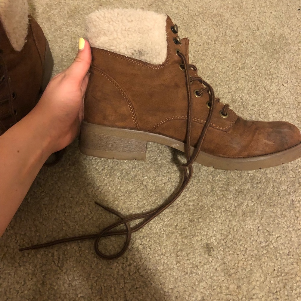 Comfy combat boots with fur top